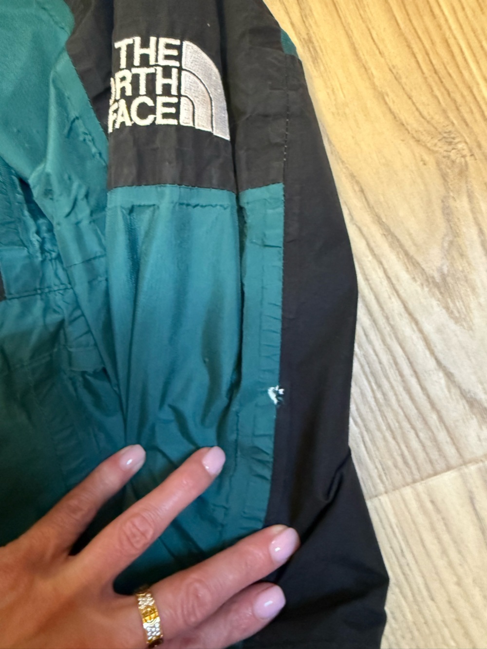 The North Face Green/Black Gortex Shell Mountain Guide Parka  Men’s M Women’s Lg - Picture 10 of 16